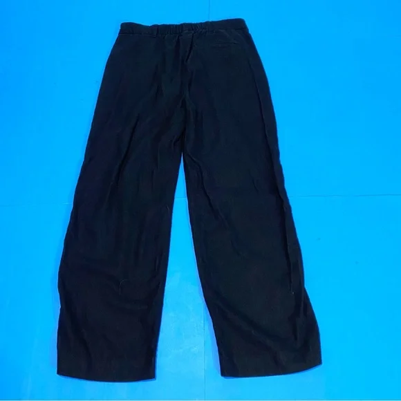 73. Old Navy Women’s Black Pants - Picture 7 of 9